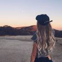 girl224561880
