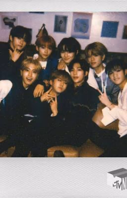 Реакции Stray kids
