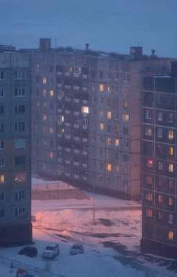 Осадки и бордовые следы от чужих слёз.