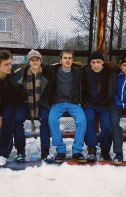 Сердце на грани, пересекая пути с Универсам. 