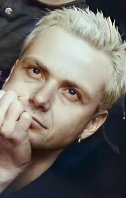 6 звёзд на сцене