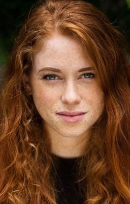 Слушаюсь, мисс.