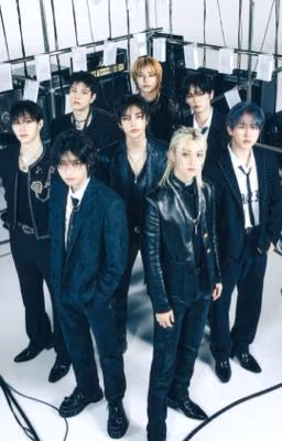9 участница Stray Kids