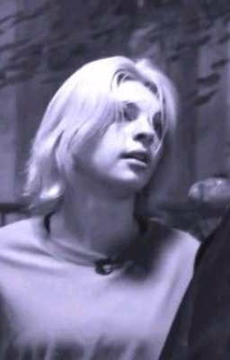 angel with dark eyes