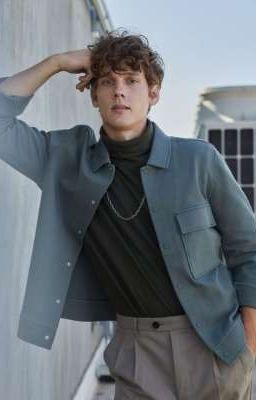 Сводный брат или что-то больше?)