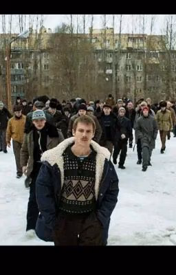 глава вашей группировки ДЕВУШКА!?