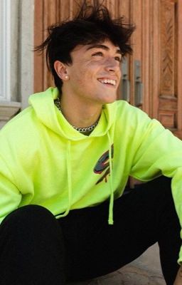 Сильнее чем демоны, хуже чем люди 