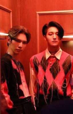 Терпкий запах красного вина.