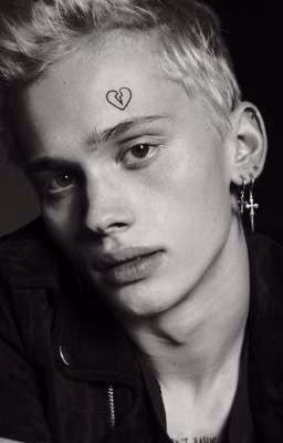 Изменил жизнь малышки🐒🖤⛓️