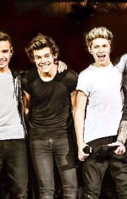 Меня удочерили One Direction?