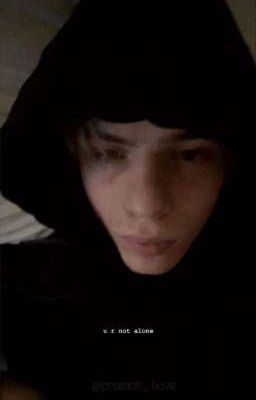 PHARAOH//пускай неон нас скроет от их глаз