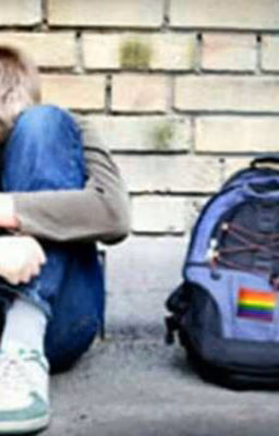 Мама и папа, простите, я странный...влюбился...