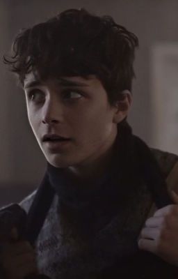 -А брюки девушкам идут!