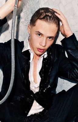 Мокрые танцы-леон кемстач