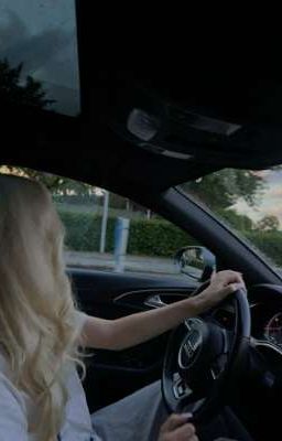 Какие гонки? - услышала я от брата