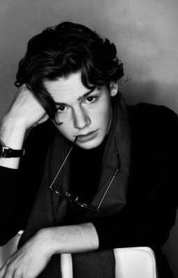 Оу малышка, а ты непослушная)