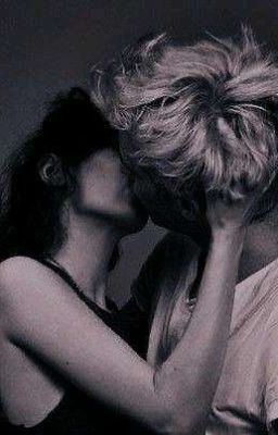 11 пустых гробов.