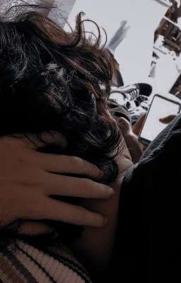 Характер сложный, зато глаза красивые