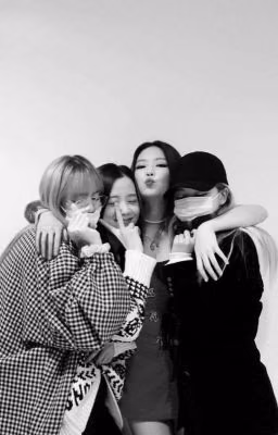 5 участница blackpink