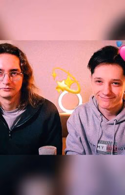 ✨este o scânteie între noi..✨ (Заброшен.)