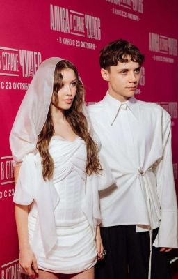 вишнёвый блеск на твоих губах