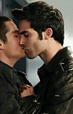 Любовь зла...полюбишь и Дерека Хэйла 