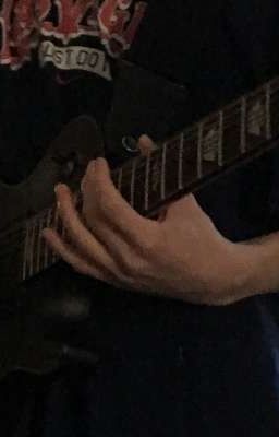 пусть струны расскажут твою ненависть 