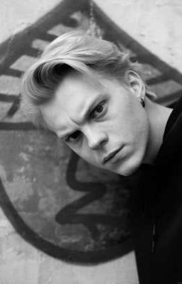 • микки мбт • бутылочка 