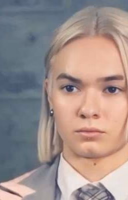 первая школьная любовь..