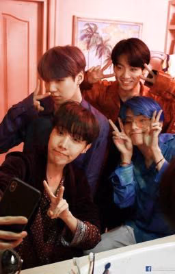 Меня удочерили BTS?....