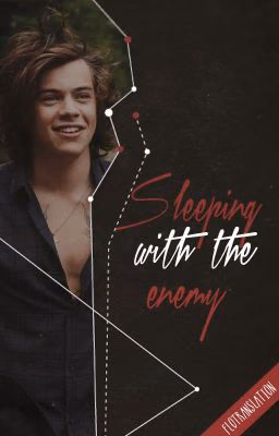 Sleeping with the enemy h.s (Russian translation) #Wattys2016