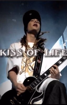 kiss of life