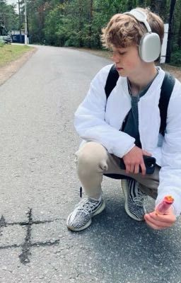 Разные, но связанны