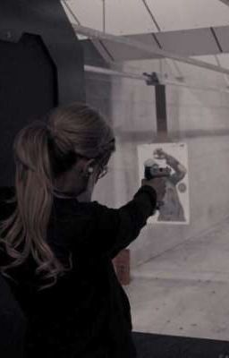 Серьезная жизнь детектива. 