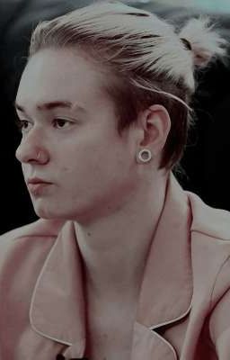 игры с лезвием.