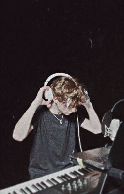 Умерший музыкант 