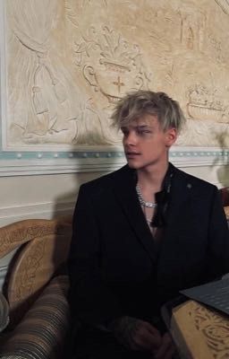 тебя заметил я