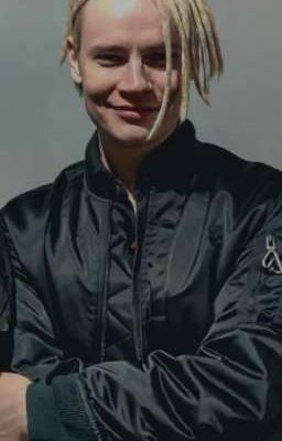 ЖИЗНЬ ДЕВОЧКИ САШИ