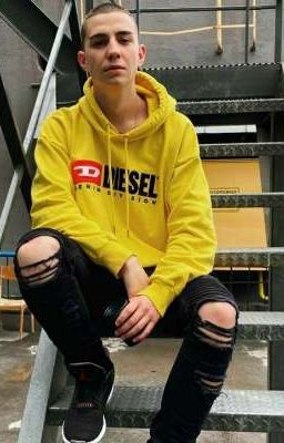 мне нужна кровь влад...