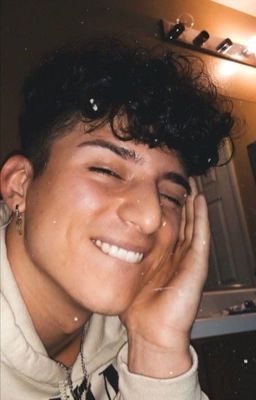 Этот новенький изменил мою жизнь. 