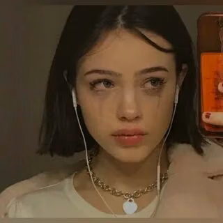 Не родные, но любит как своих