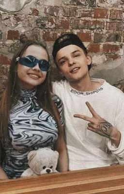 Вампир влюбился в простую девушку😈❤