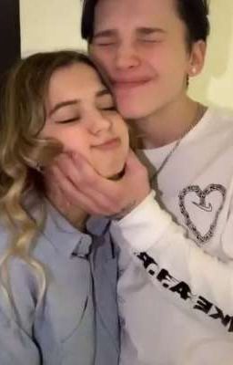 Я вижу боль в твоих глазах...(Закончено)