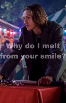 "Почему я таю от его улыбки?"