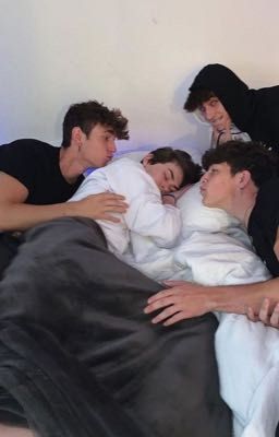 Жизнь среди врачей😩💜