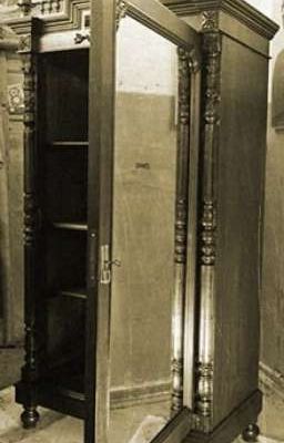 История школьного шкафа