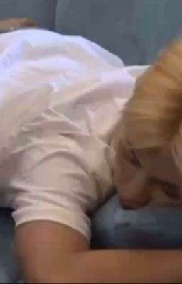 Бледные руки