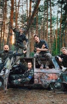 Просто фанатка или что-то больше?