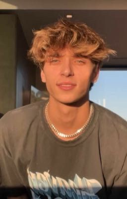 My dad is Josh Richards...❤️‍🩹