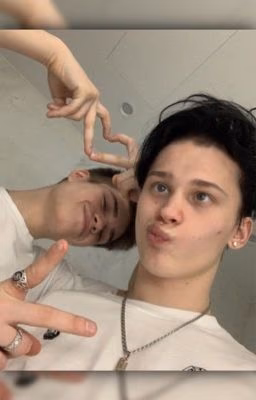 Он любит когда его называют «малой»😏🔥
